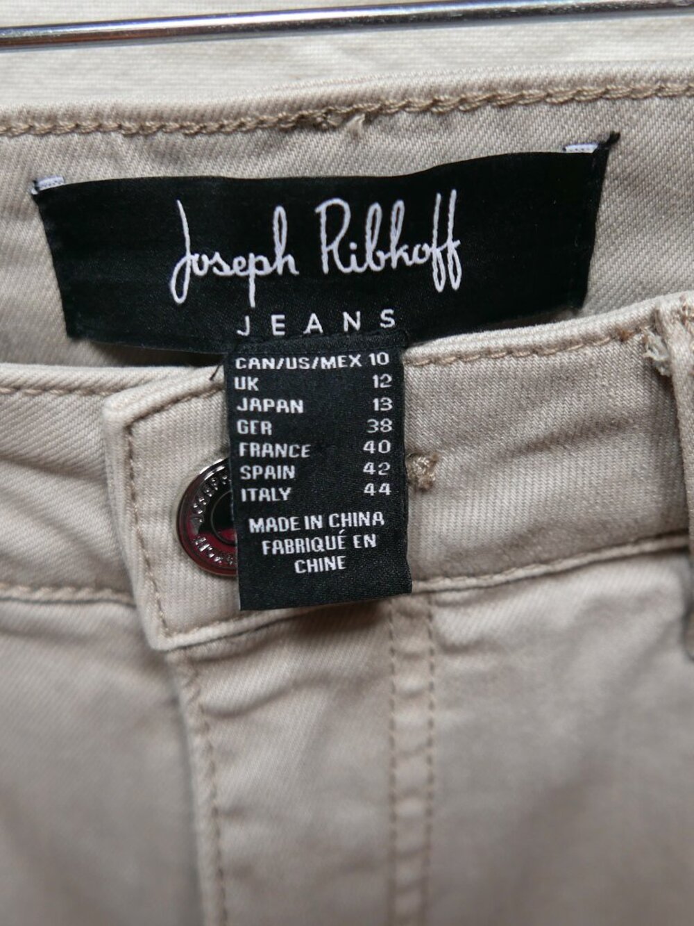 Joseph Ribkoff Jeans Taupe Beige Rhinestone Cuffed Pants Size 10 - Picture 4 of 11